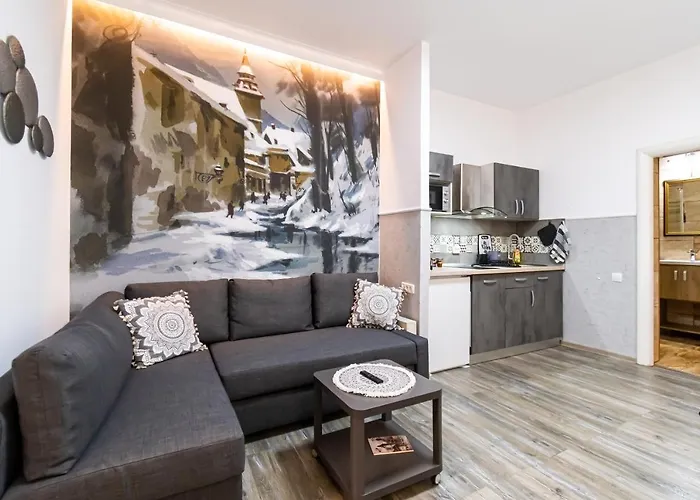 Okbrasov - Apartment & Studio In The Heart Of Old Town, Moments Away From The Black Church